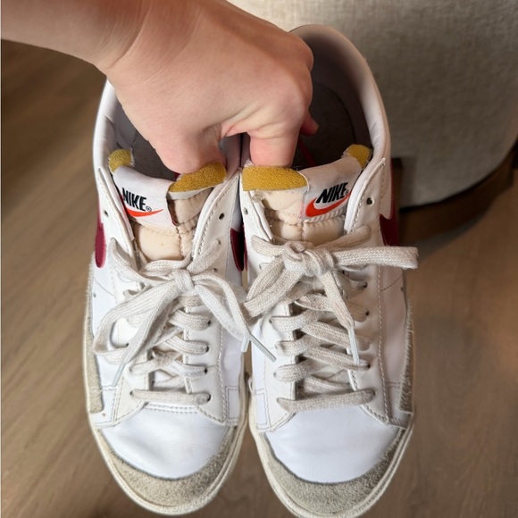 Women’s Nike Blazer Low 77 Vintage Sneakers - Size 8 - Picture 3 of 6